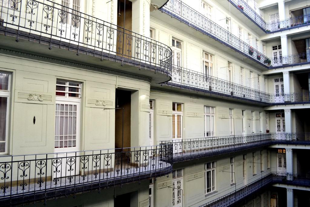 Casamia-Elegant Central Vaci St.Apt Budapeszt Zewnętrze zdjęcie
